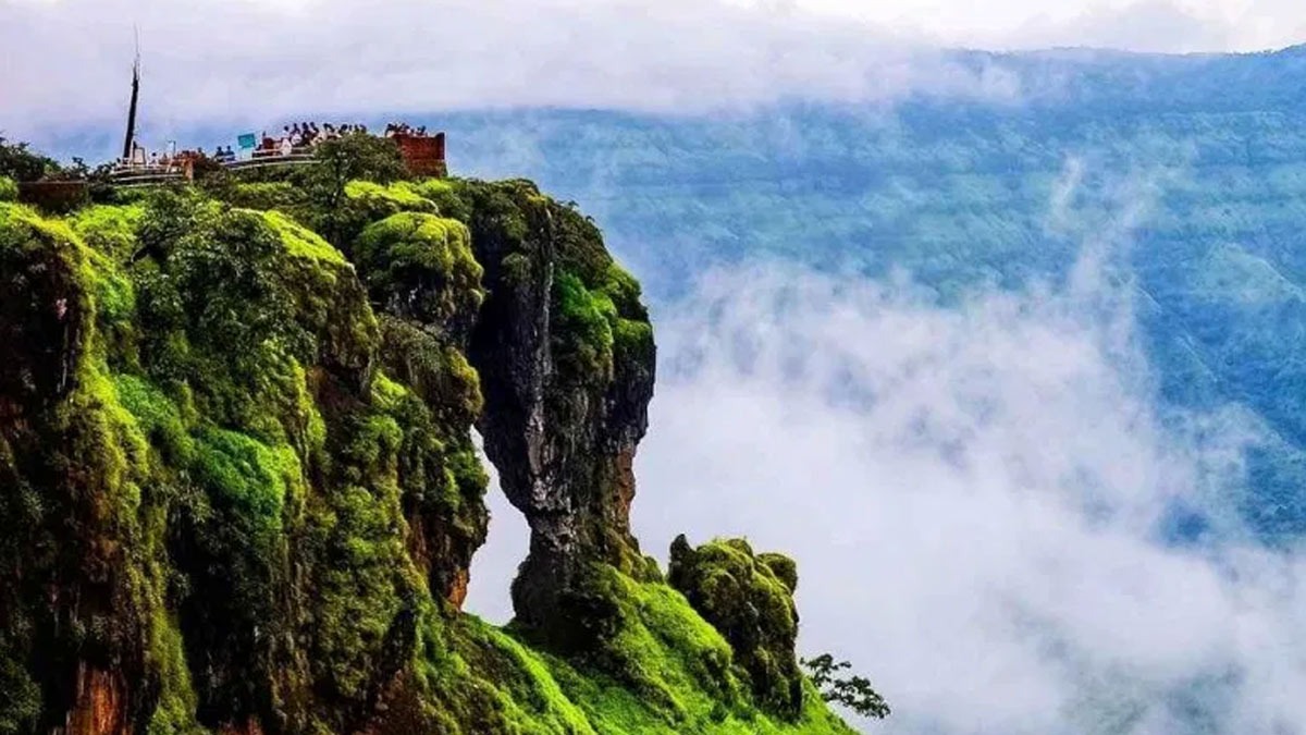 MAHABALESHWAR  by Pratiksha Travels
